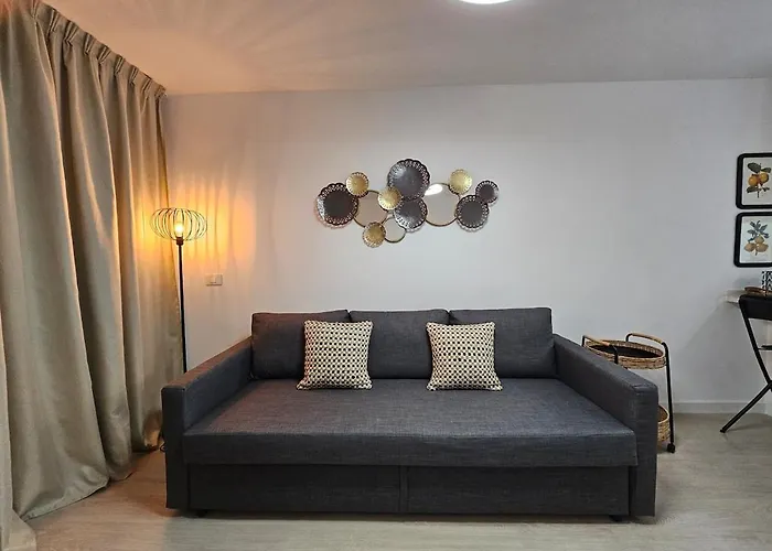 As De Casas - Valdes Center 9 - Cristianos